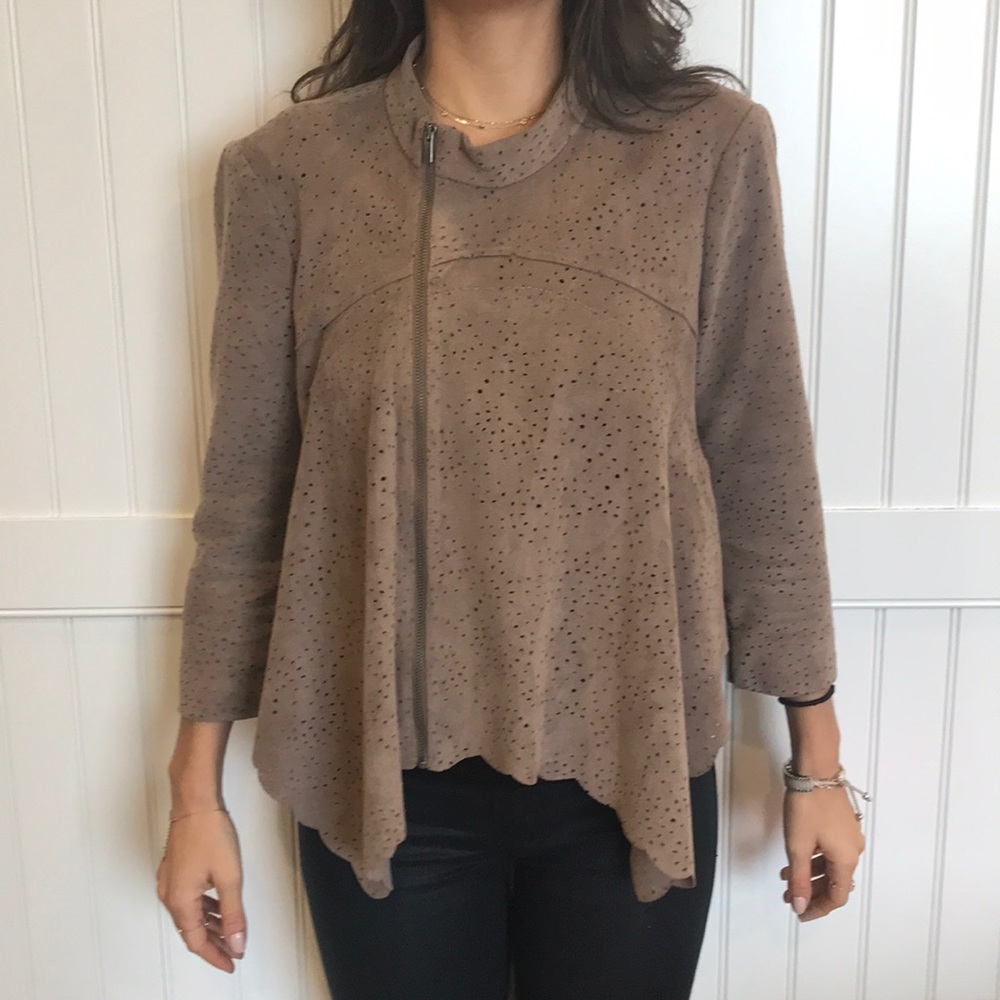 BCBG maxazria suede cropped jacket. LIKE NEW CDTN!